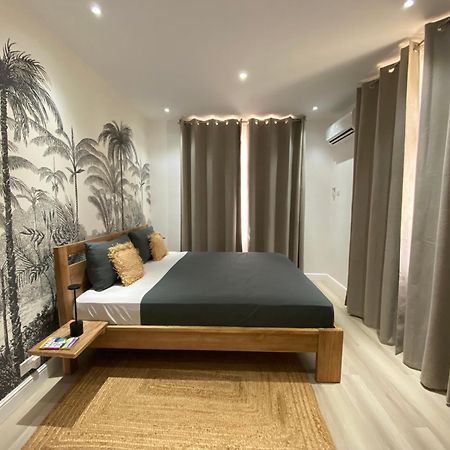 Luxury Retreat At Aqua Breeze Apartment, Flic-en-Flacq Exteriör bild